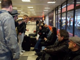 Abschied von Berlin am Flughafen Schönefeld