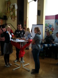 Am GBB-Messestand