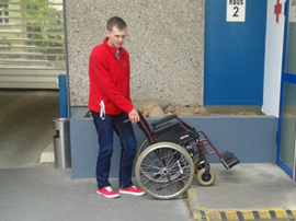 Rollstuhltraining bei der DRK Berlin